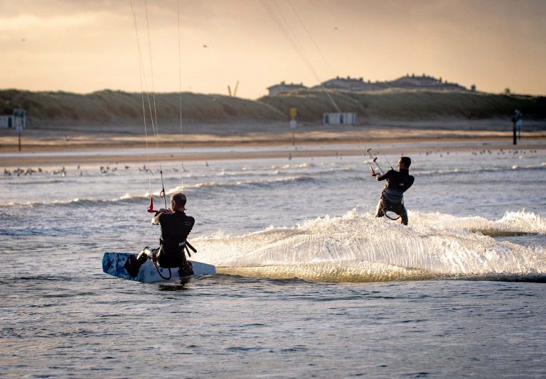 Welcome To Hampshire Kitesurfing Centre